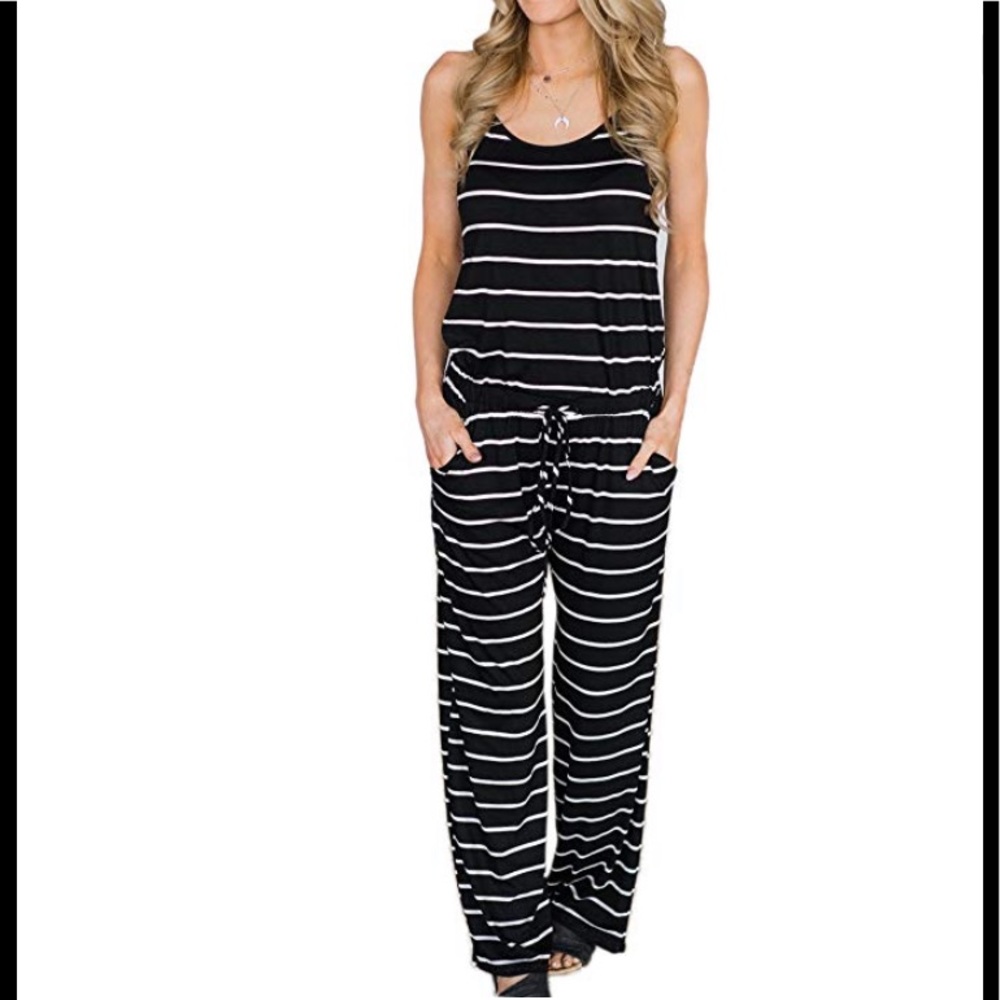Beautiful woman striped comfy loose jumpsuit - Picture 4 of 6